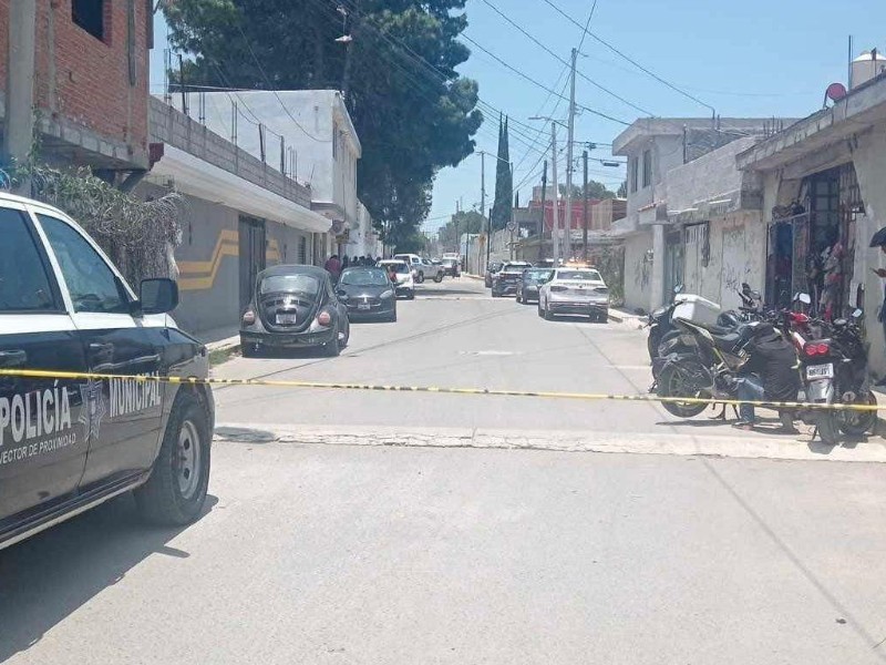 Motociclista dispara a quemarropa contra 2 personas en San Jerónimo Caleras