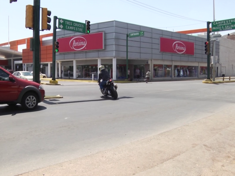 Motociclistas circulan irresponsablemente por Zacatecas