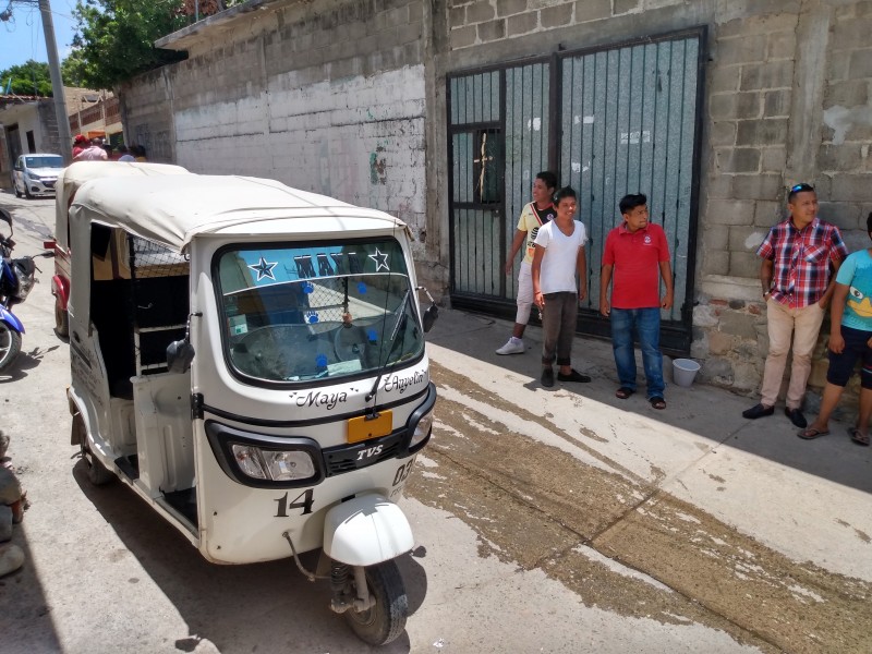 Mototaxistas piden a SEMOVI operativos contra unidades irregulares