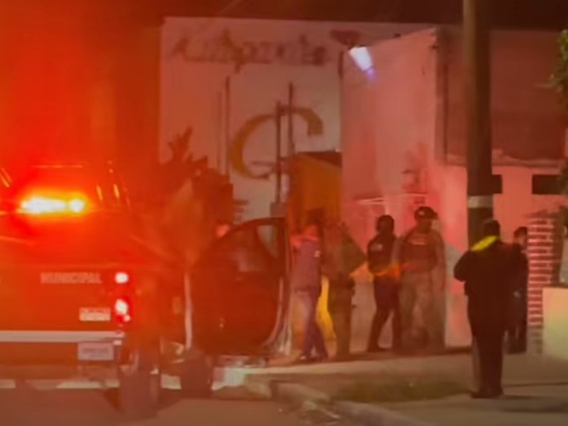 Movilización de elementos de seguridad en colonia Ladrillera
