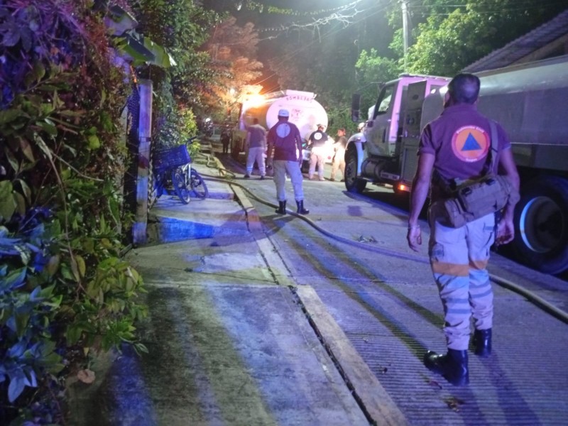 Movilización por incendio en la Rafael Murillo Vidal