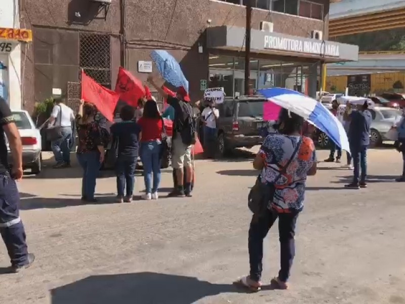 Movimiento Antorchista se manifiestan en Sindicatura, solicitan terrenos