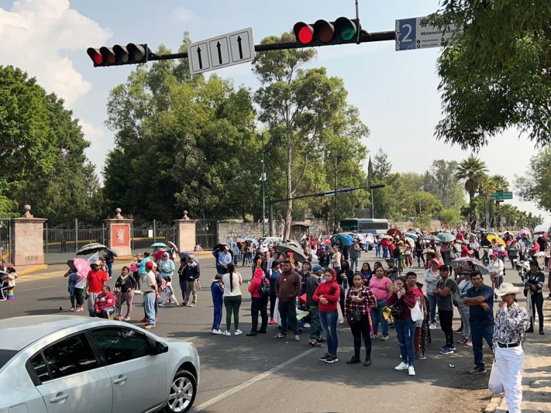 Movimiento Ruben Jaramillo se manifiesta en Casa Michoacán