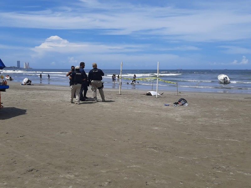 Muere ahogado en playa Santa Ana