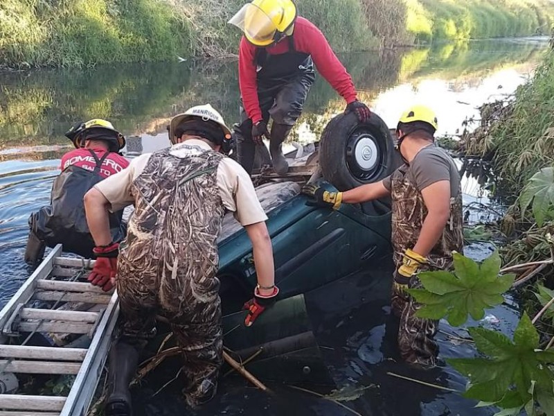 Muere automovilista en accidente