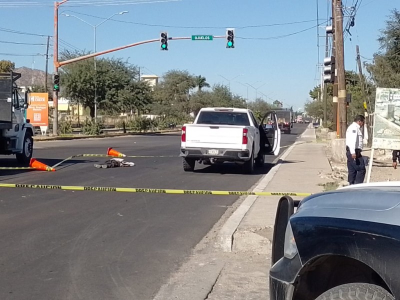 Muere hombre arrollado por vehículo