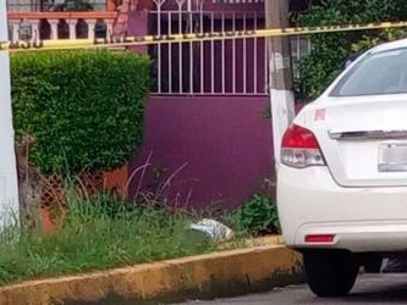 Muere hombre en plena vía pública en Xalapa