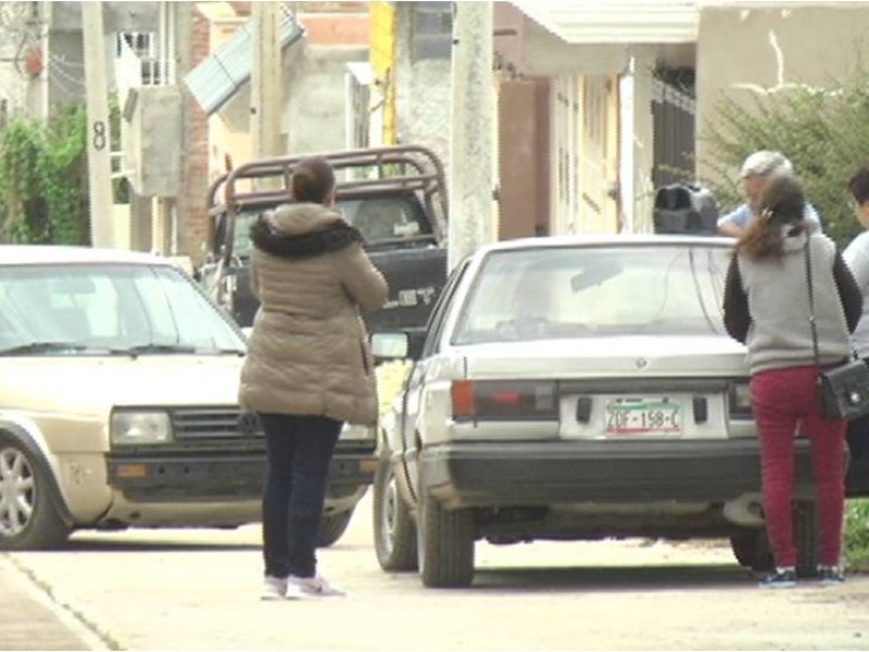 Muere hombre por broncoaspiración en su coche