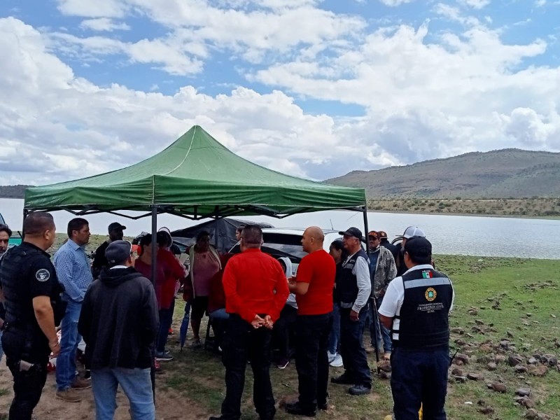 Muere joven al caer a presa Santa  Elena en Súchil, Durango