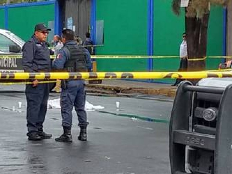 Muere menor de edad atacado en balacera