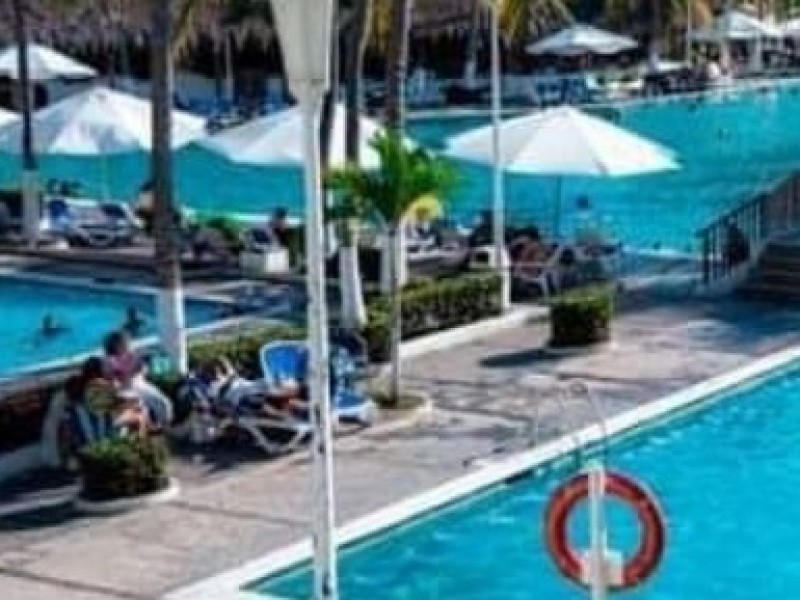 Muere menor en alberca de Hotel Gran Festival