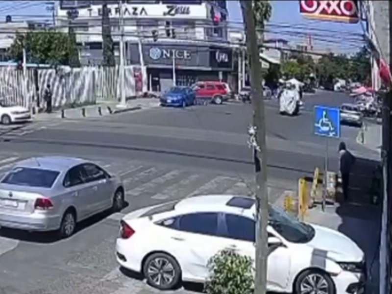 Muere motociclista al derrapar su unidad en Nezahualcóyotl Muere motociclista al derrapar su unidad en Nezahualcóyotl