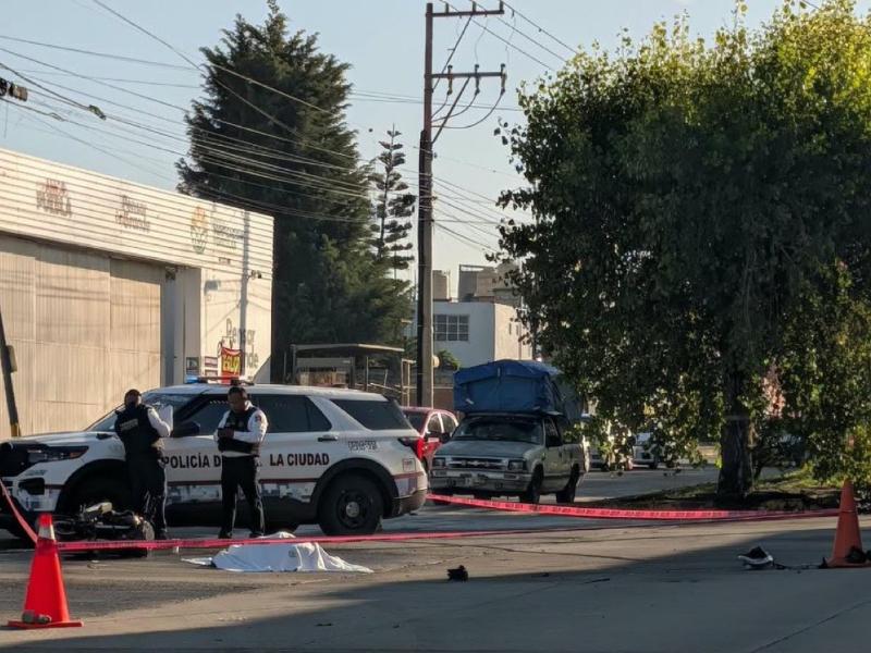 Muere motociclista en avenida Las Torres; conductor huye tras impactarlo