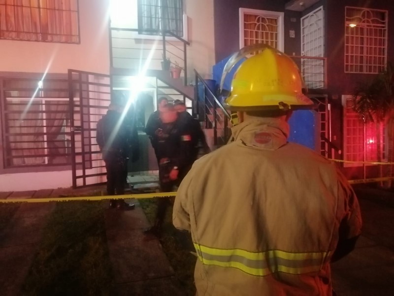 Muere mujer al incendiarse un domicilio