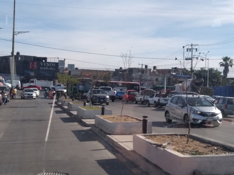 Muere mujer atropellada por urbano en Zapopan