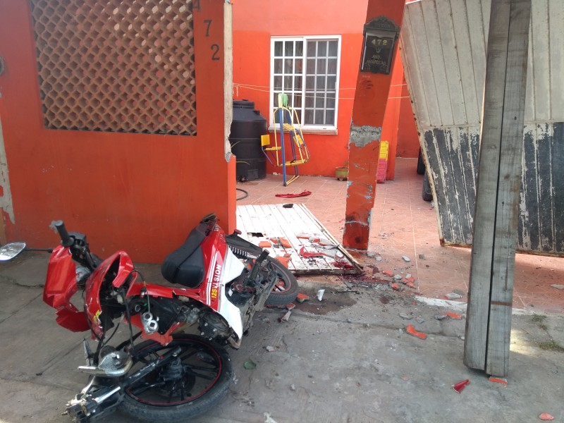 Muere mujer en accidente en motocicleta