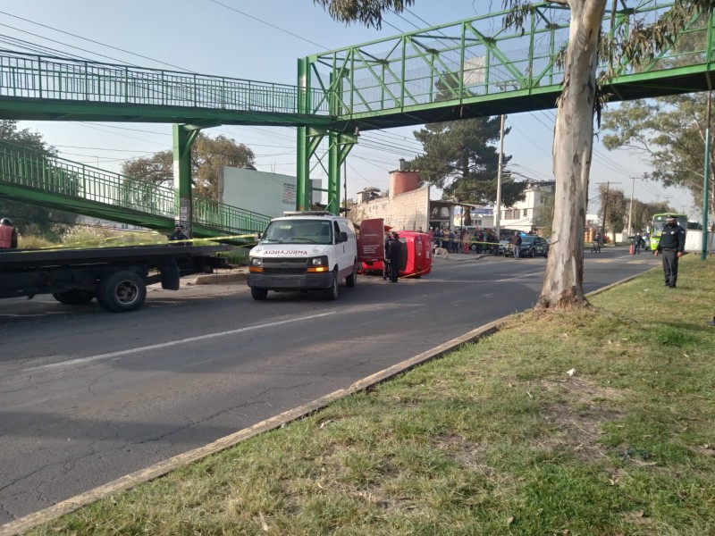 Muere mujer en accidente en Toluca