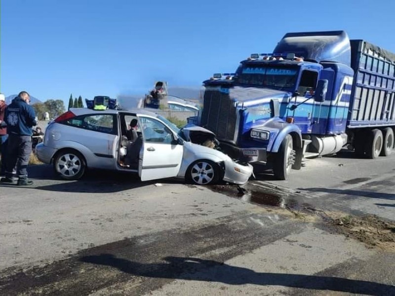 Muere mujer prensada tras accidente en San Nicolás Buenos Aires