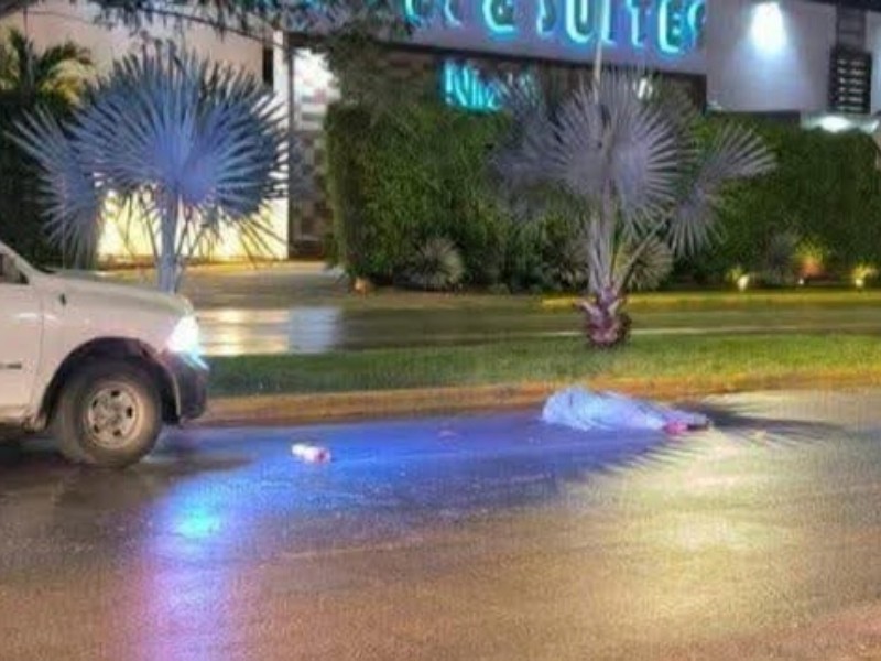 Muere mujer tras ser atropellada en Manzanillo