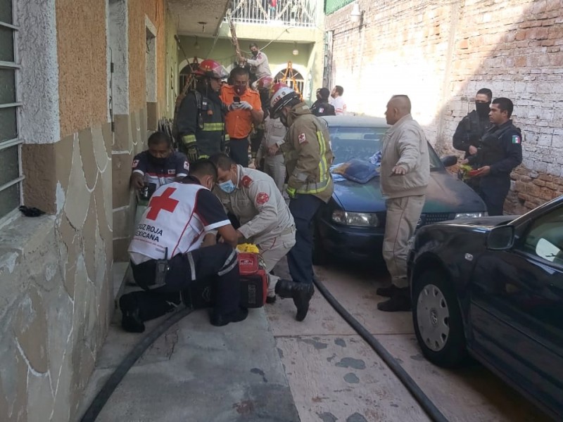 Muere niño en incendio de casa habitación