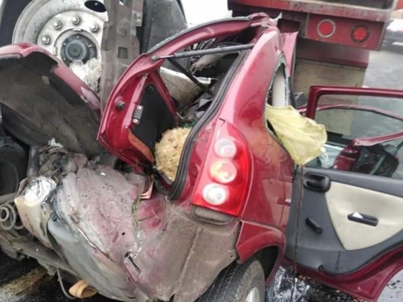 Muere persona en accidente automovilístico en autopista Puebla-Orizaba