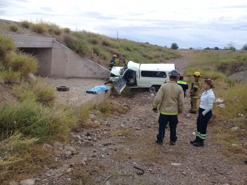 Muere un hombre en accidente carretero