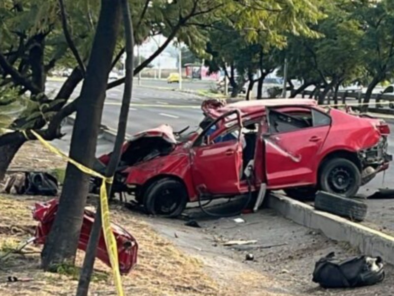 Muere un hombre en aparatoso choque sobre Paseo de la República