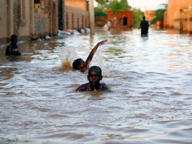 Mueren 16 niños tras fuertes lluvias en Sudán del Sur