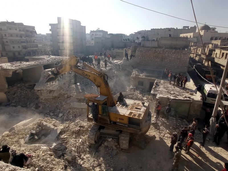 Mueren 18 personas, 9 niños, en derrumbe en Siria