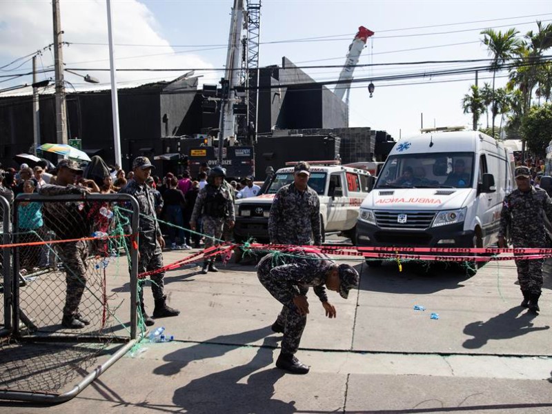 Mueren 18 tras desplome en discoteca de República Dominicana
