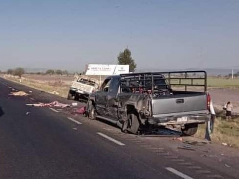 Mueren 3 peregrinos de Zitácuaro en accidente