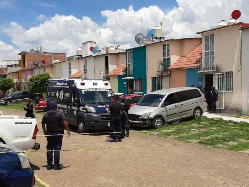 Mueren 3 policías en supuesta riña contra compañeros