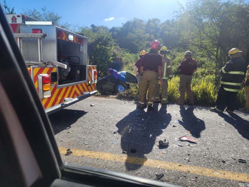 Mueren cuatro personas en carretera Guadalajara-Puerto Vallarta