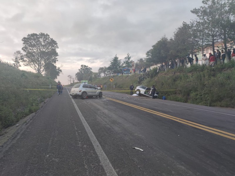 Mueren cuatro personas tras accidente automovilístico