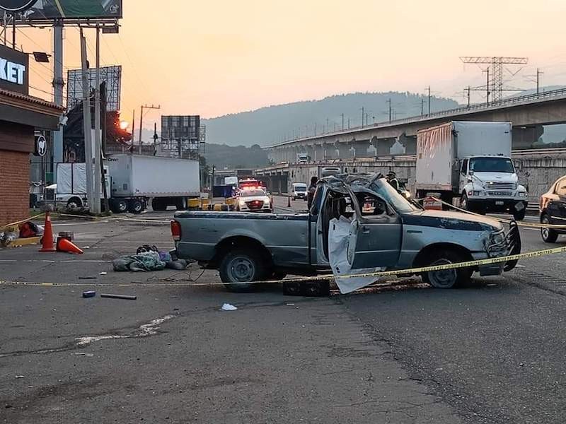 Mueren dos en accidente en la México-Toluca