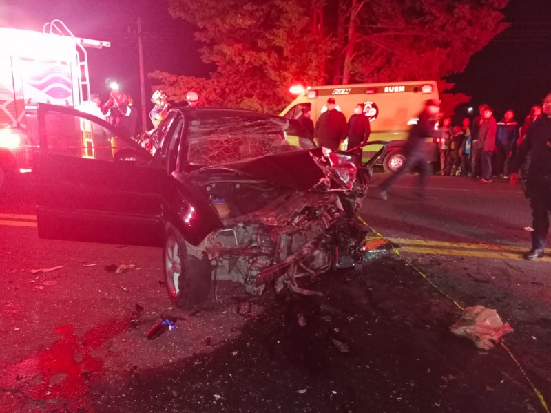 Mueren tres en accidente en Almoloya de Juárez