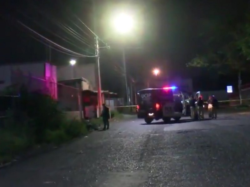 Mueren tres en asaltos durante madrugada