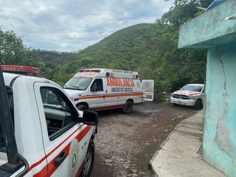 Mueren un hombre al caer hacia un barranco en Zacualpan