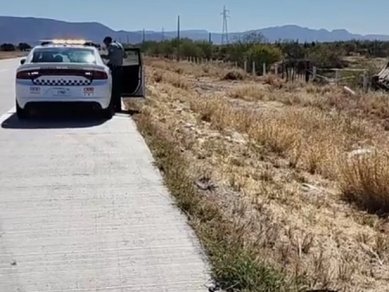 Muero conductora en accidente carretero