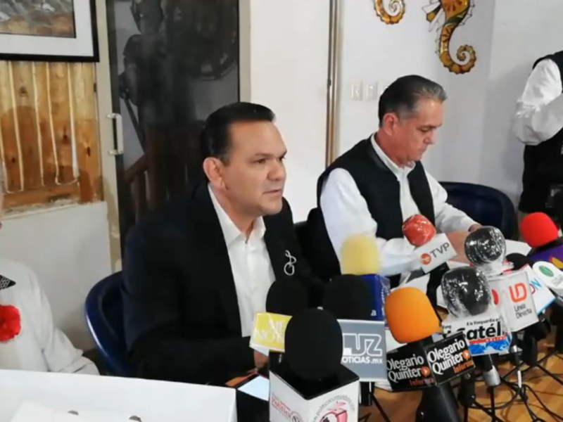 Muestra Sergio Torres pruebas de fraudes de ayuntamientos