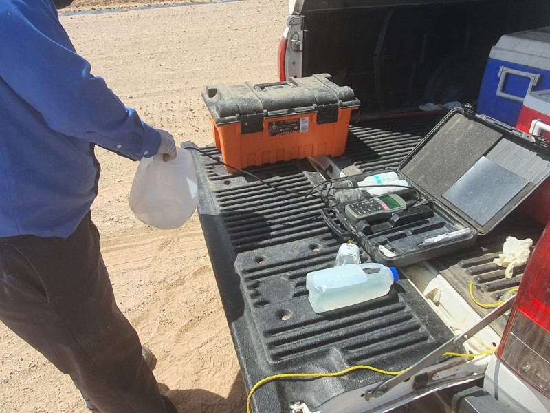 Muestreos de agua tratada en PTAR