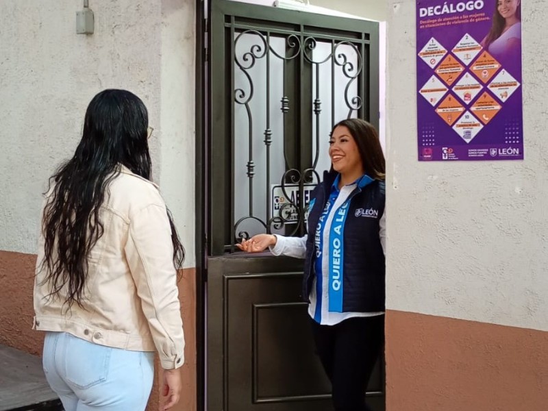 ¿Es mujer y sufre violencia? Aqui la ayuda.