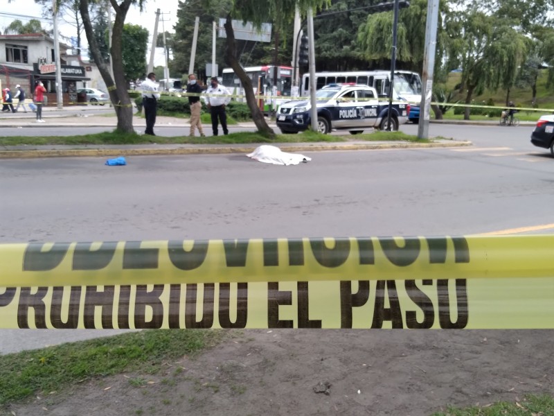 Mujer atropellada muere en el Puente de Metepec