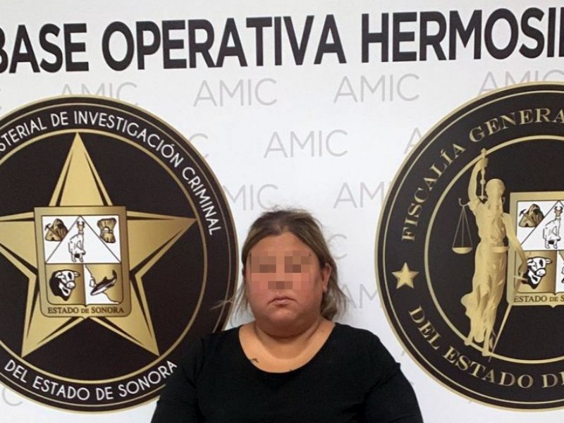 Mujer es detenida por fraude a 10 personas