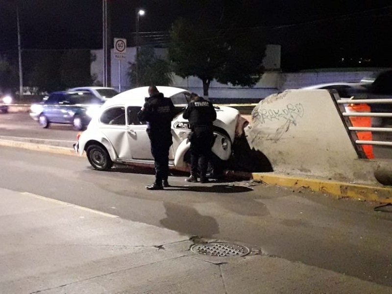 Mujer fallece en brutal accidente en Paseo Constituyentes