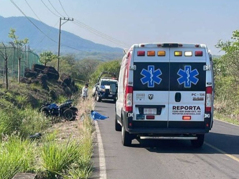 Mujer perdió la vida tras volcar en cuatrimoto