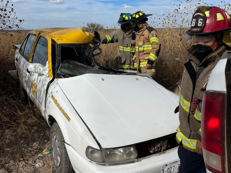 Mujer pierde la vida tras accidente carretero en Tacoaleche