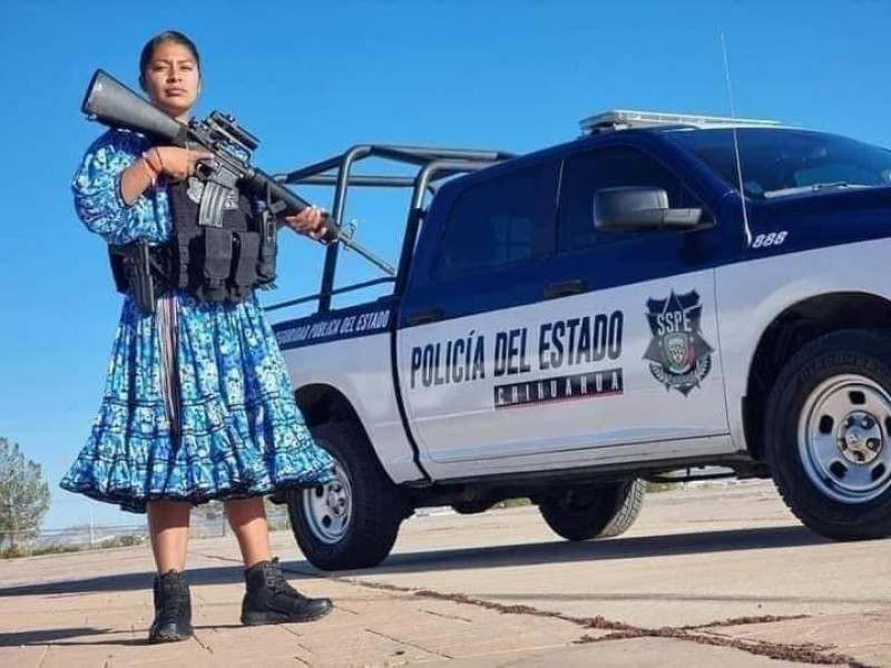 Mujer rarámuri se convierte en policía estatal