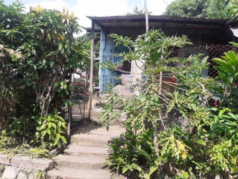 Mujer se suicida en su domicilio en Catemaco