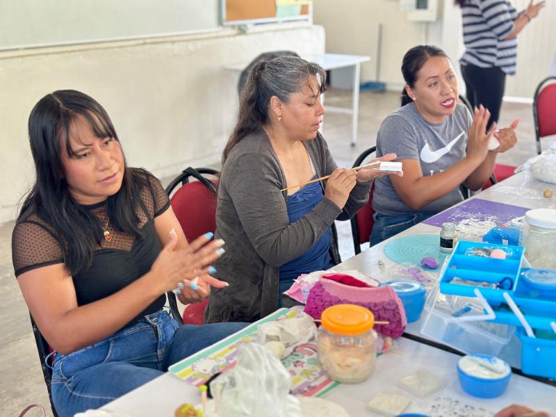 Mujeres de Imparables avanzan en la creación de sus propios negocios